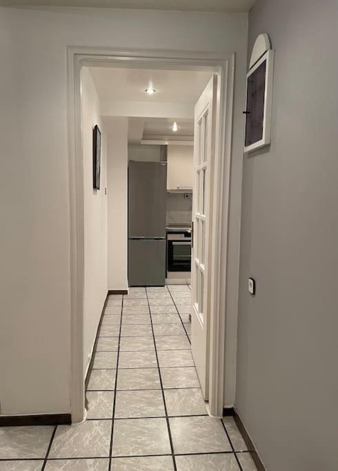 Urban Flat Next To Kalimarmaro Apartment Athens Ngoại thất bức ảnh