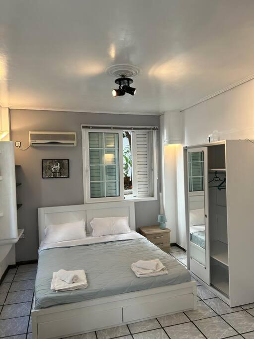 Urban Flat Next To Kalimarmaro Apartment Athens Ngoại thất bức ảnh